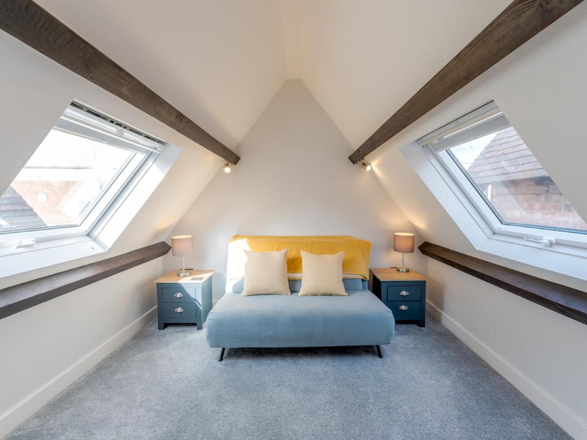 Pass The Keys Dahlia Contemporary Town Centre Apartment Shrewsbury Exterior photo
